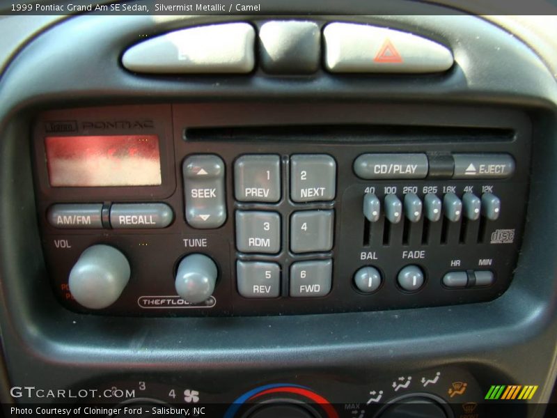 Silvermist Metallic / Camel 1999 Pontiac Grand Am SE Sedan