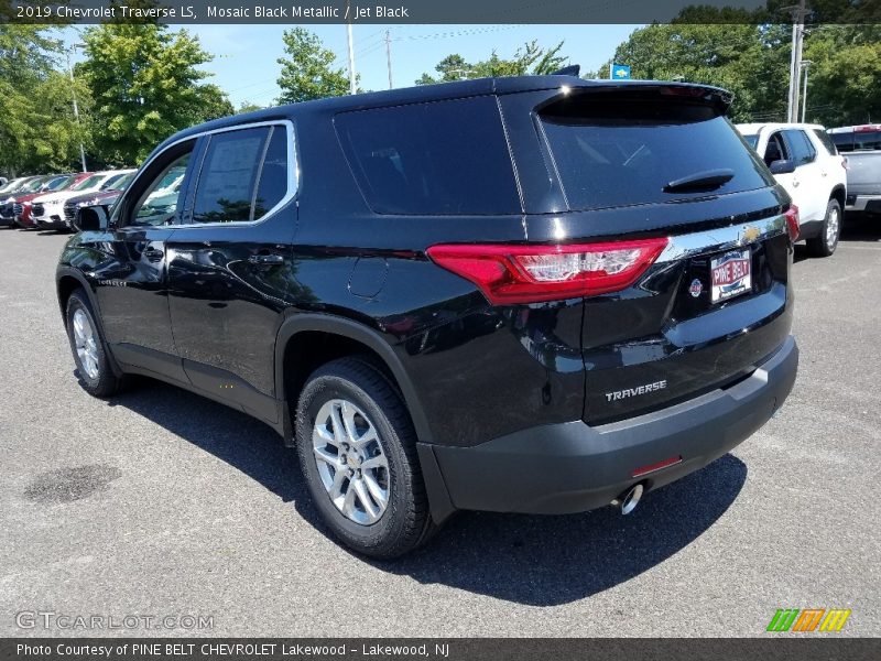 Mosaic Black Metallic / Jet Black 2019 Chevrolet Traverse LS