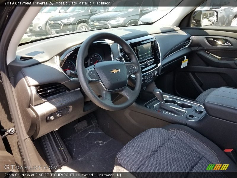 Mosaic Black Metallic / Jet Black 2019 Chevrolet Traverse LS