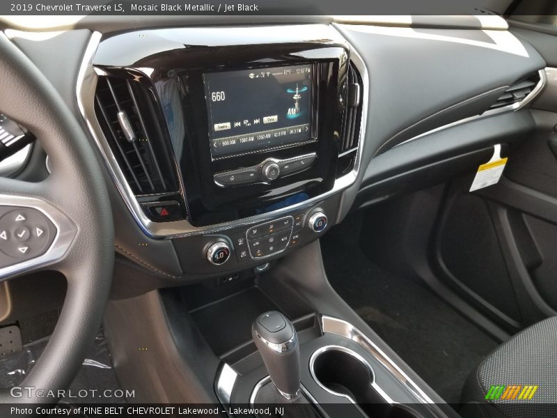 Mosaic Black Metallic / Jet Black 2019 Chevrolet Traverse LS