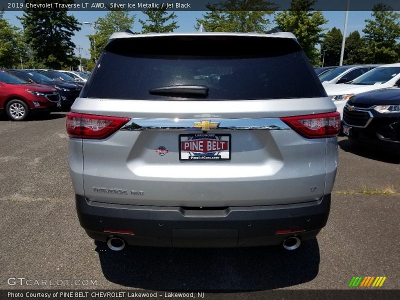 Silver Ice Metallic / Jet Black 2019 Chevrolet Traverse LT AWD