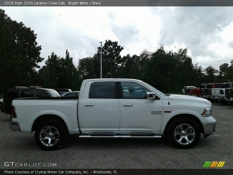 Bright White / Black 2018 Ram 1500 Laramie Crew Cab