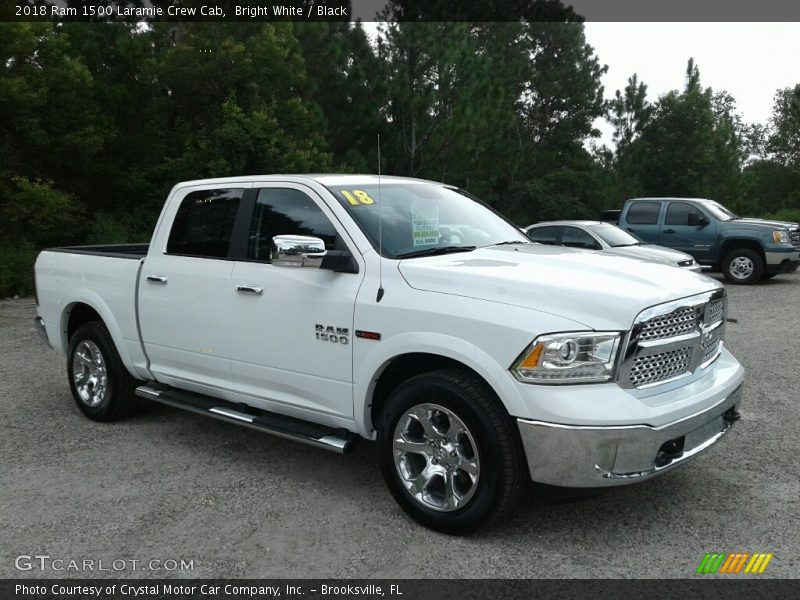 Bright White / Black 2018 Ram 1500 Laramie Crew Cab