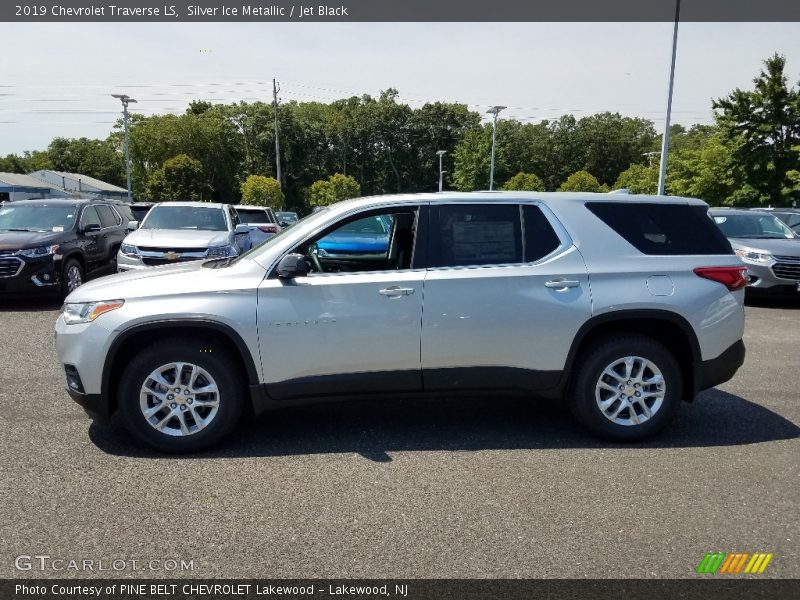 Silver Ice Metallic / Jet Black 2019 Chevrolet Traverse LS