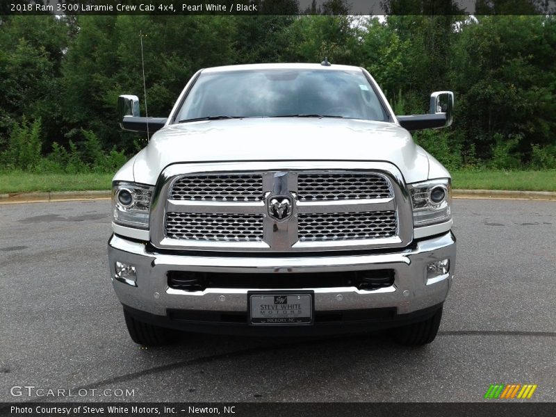 Pearl White / Black 2018 Ram 3500 Laramie Crew Cab 4x4