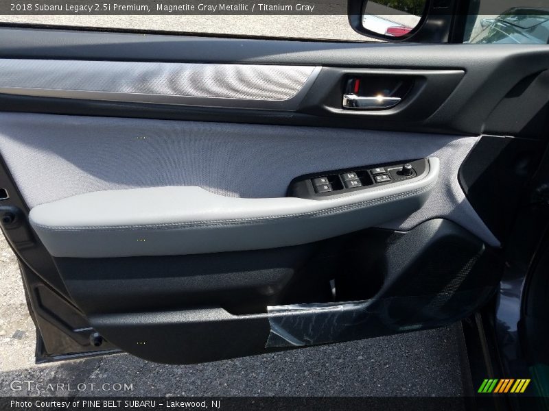 Magnetite Gray Metallic / Titanium Gray 2018 Subaru Legacy 2.5i Premium