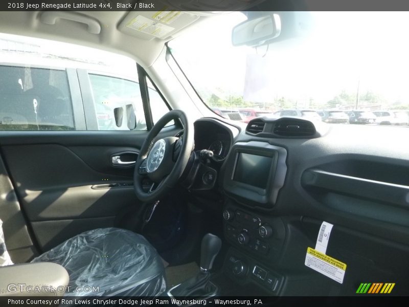 Black / Black 2018 Jeep Renegade Latitude 4x4
