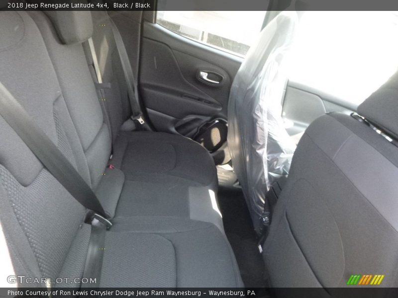 Black / Black 2018 Jeep Renegade Latitude 4x4