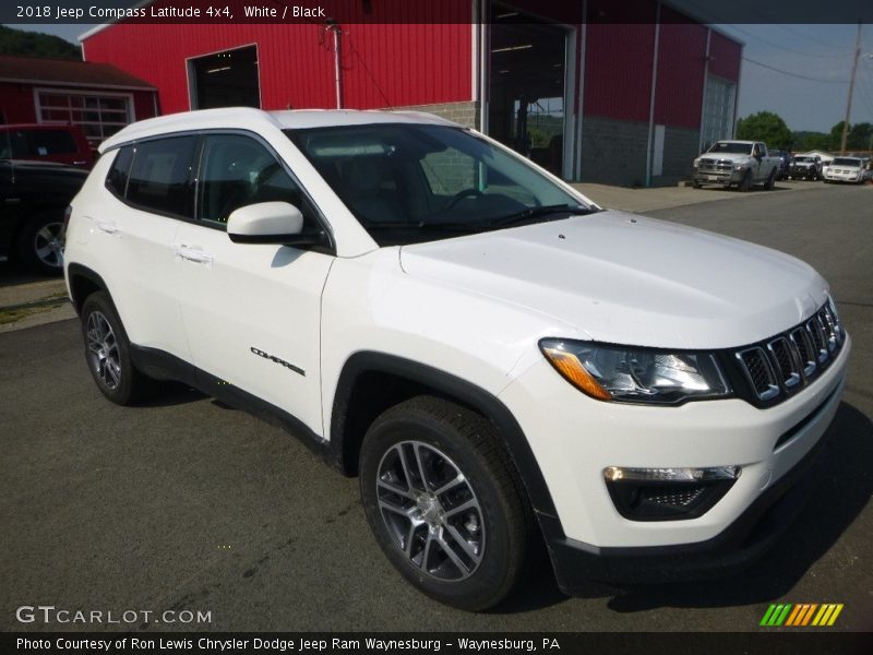 White / Black 2018 Jeep Compass Latitude 4x4