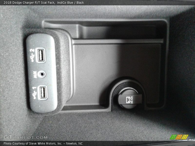 IndiGo Blue / Black 2018 Dodge Charger R/T Scat Pack