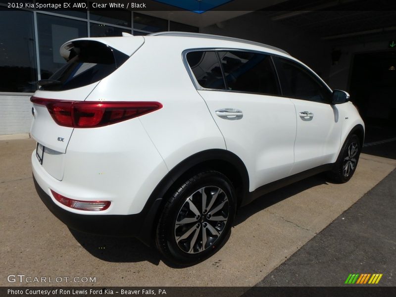 Clear White / Black 2019 Kia Sportage EX AWD