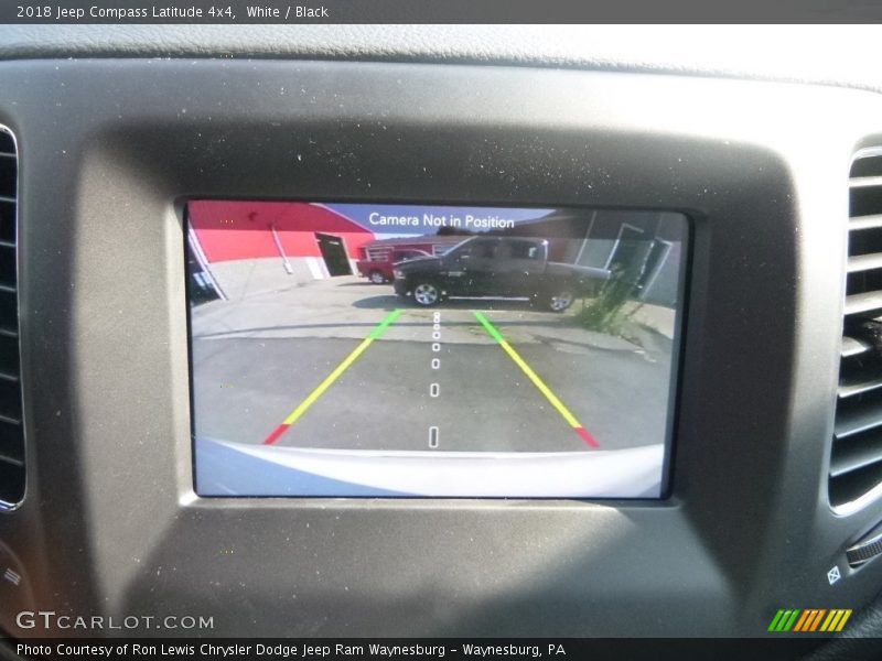 White / Black 2018 Jeep Compass Latitude 4x4