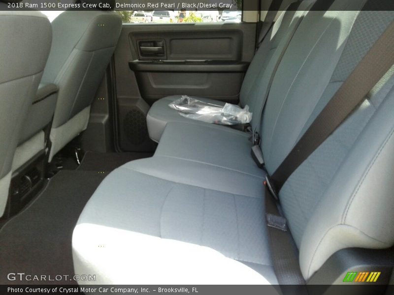 Delmonico Red Pearl / Black/Diesel Gray 2018 Ram 1500 Express Crew Cab