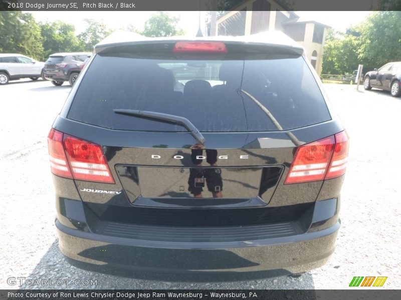 Pitch Black / Black 2018 Dodge Journey SE