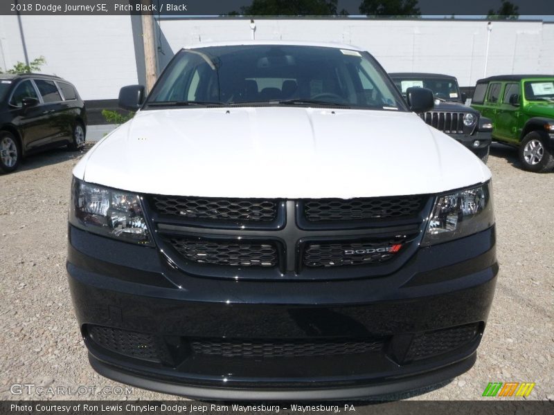 Pitch Black / Black 2018 Dodge Journey SE