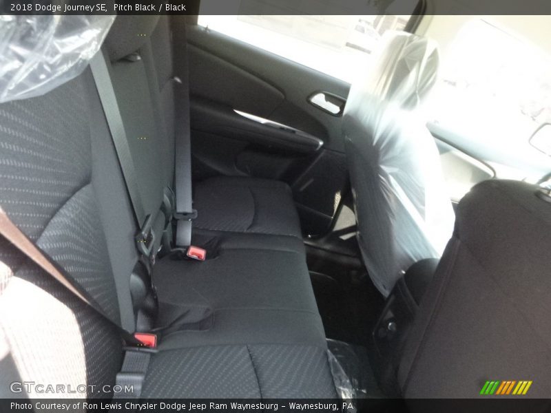 Pitch Black / Black 2018 Dodge Journey SE