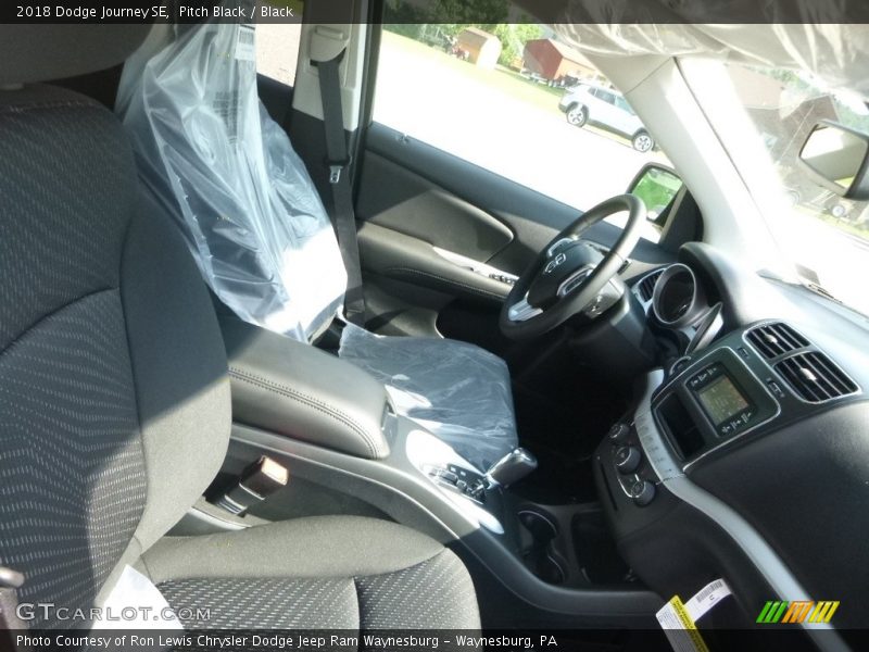 Pitch Black / Black 2018 Dodge Journey SE