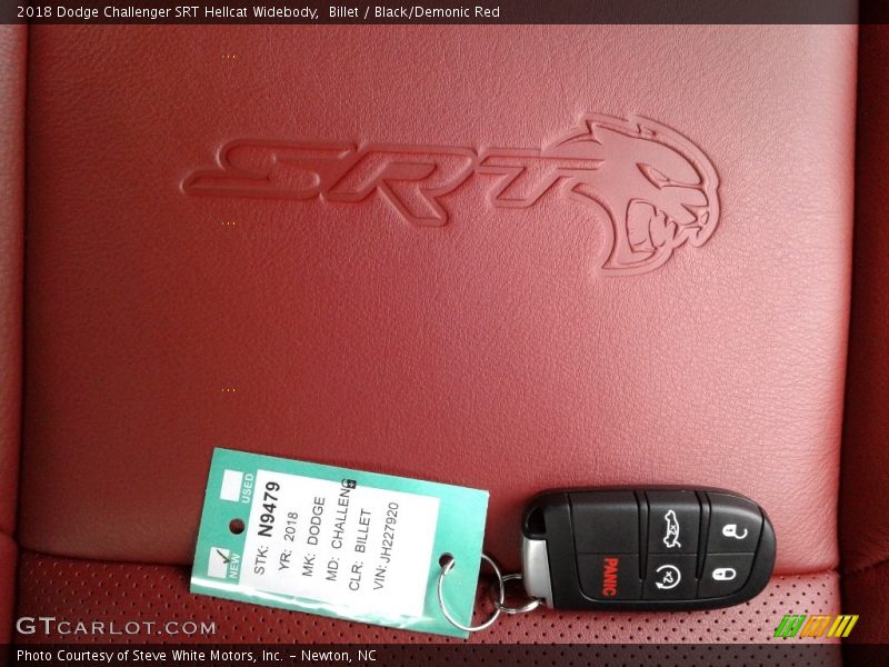  2018 Challenger SRT Hellcat Widebody Logo