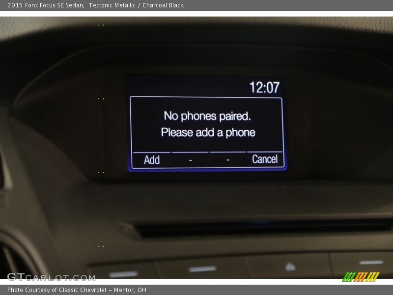 Tectonic Metallic / Charcoal Black 2015 Ford Focus SE Sedan