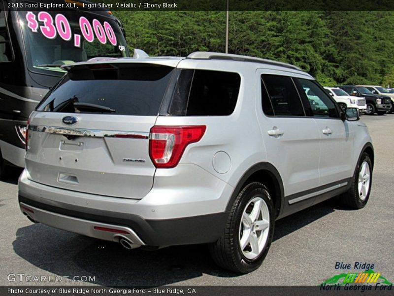 Ingot Silver Metallic / Ebony Black 2016 Ford Explorer XLT