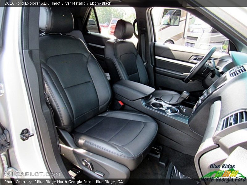 Ingot Silver Metallic / Ebony Black 2016 Ford Explorer XLT