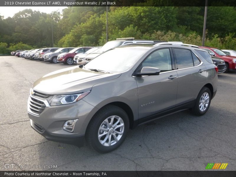Pepperdust Metallic / Jet Black 2019 Chevrolet Equinox LT AWD