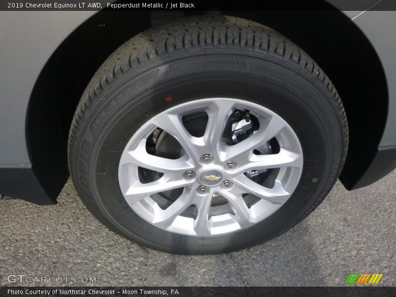 Pepperdust Metallic / Jet Black 2019 Chevrolet Equinox LT AWD