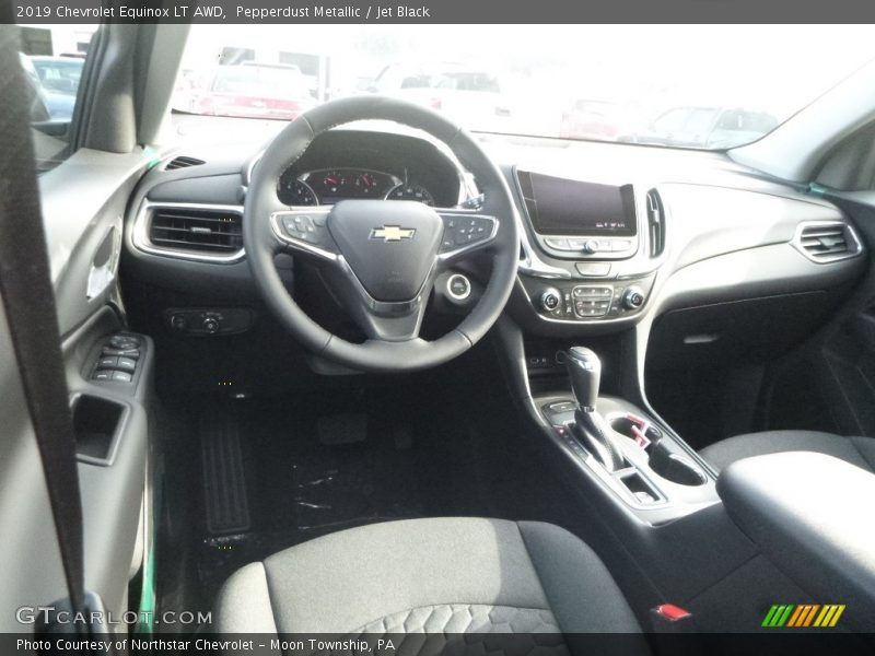 Pepperdust Metallic / Jet Black 2019 Chevrolet Equinox LT AWD