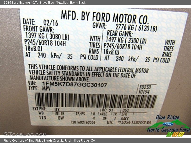 Ingot Silver Metallic / Ebony Black 2016 Ford Explorer XLT