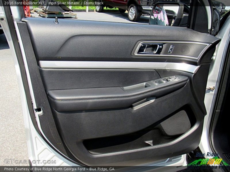 Ingot Silver Metallic / Ebony Black 2016 Ford Explorer XLT