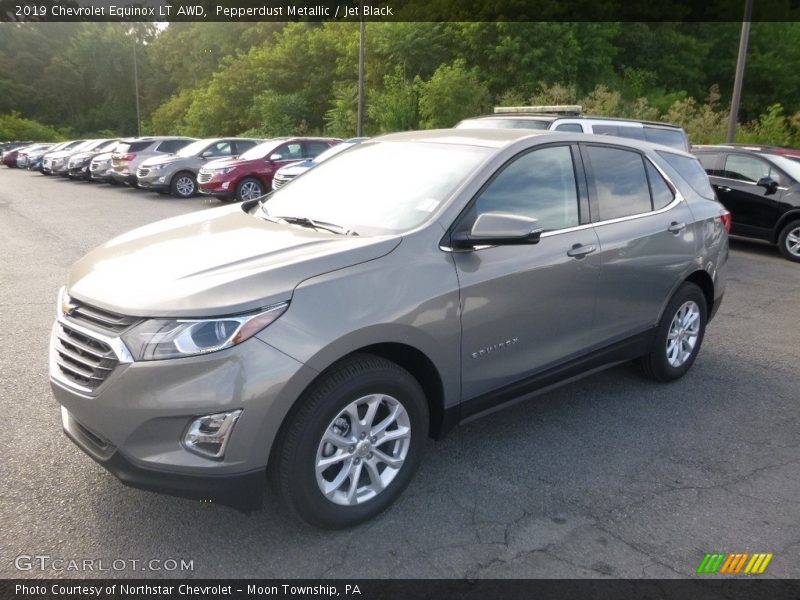 Pepperdust Metallic / Jet Black 2019 Chevrolet Equinox LT AWD
