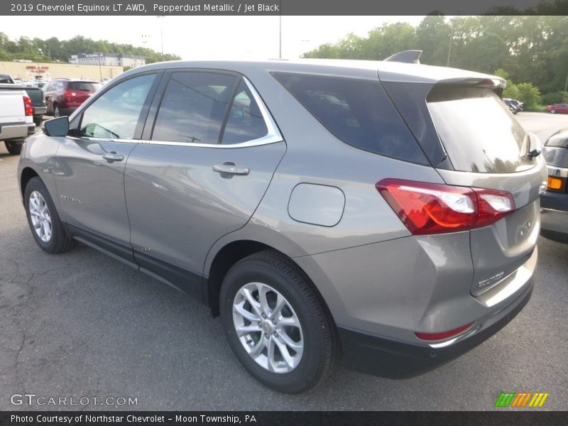 Pepperdust Metallic / Jet Black 2019 Chevrolet Equinox LT AWD