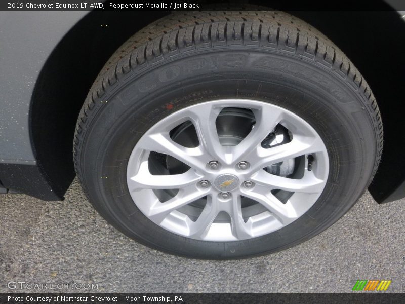 Pepperdust Metallic / Jet Black 2019 Chevrolet Equinox LT AWD