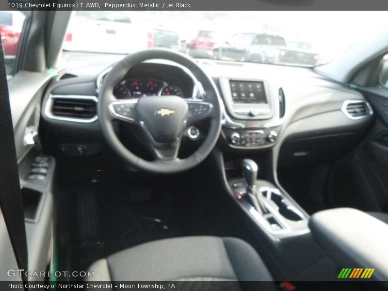 Pepperdust Metallic / Jet Black 2019 Chevrolet Equinox LT AWD
