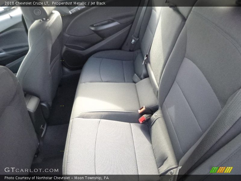 Pepperdust Metallic / Jet Black 2018 Chevrolet Cruze LT