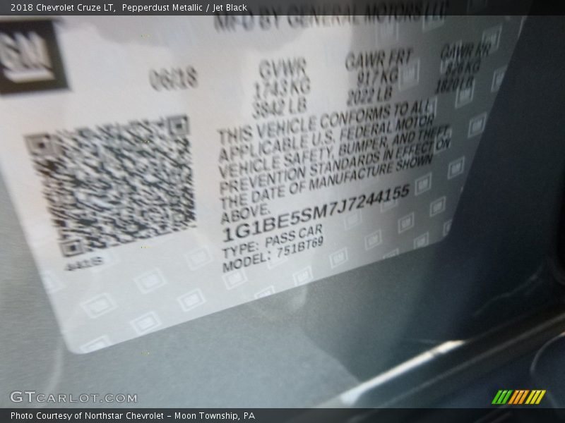Pepperdust Metallic / Jet Black 2018 Chevrolet Cruze LT