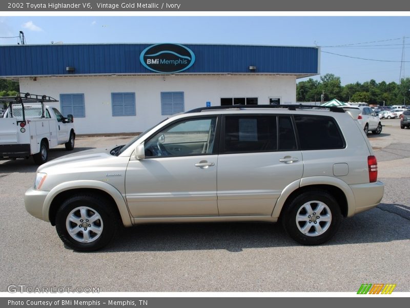 Vintage Gold Metallic / Ivory 2002 Toyota Highlander V6