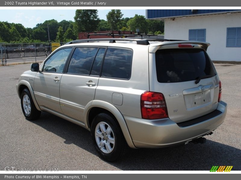Vintage Gold Metallic / Ivory 2002 Toyota Highlander V6