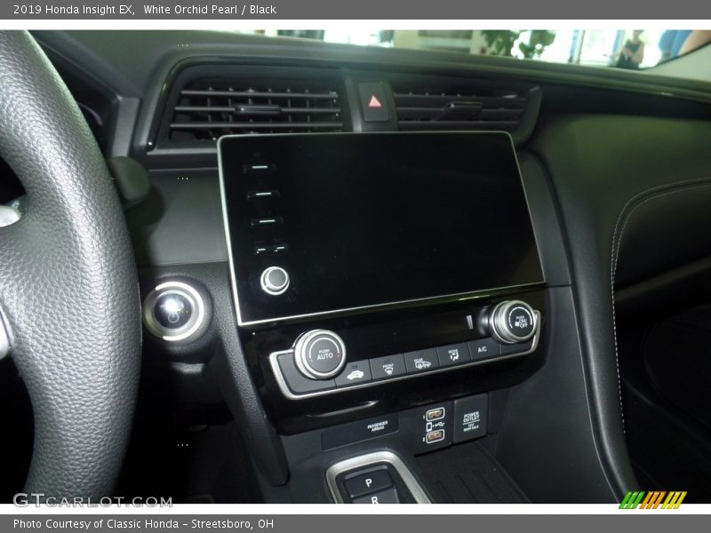 White Orchid Pearl / Black 2019 Honda Insight EX