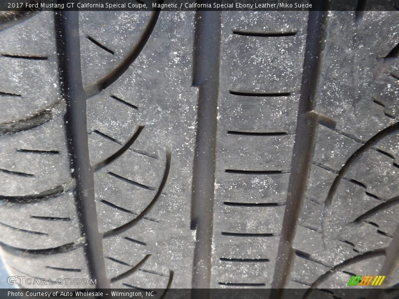 Magnetic / California Special Ebony Leather/Miko Suede 2017 Ford Mustang GT California Speical Coupe