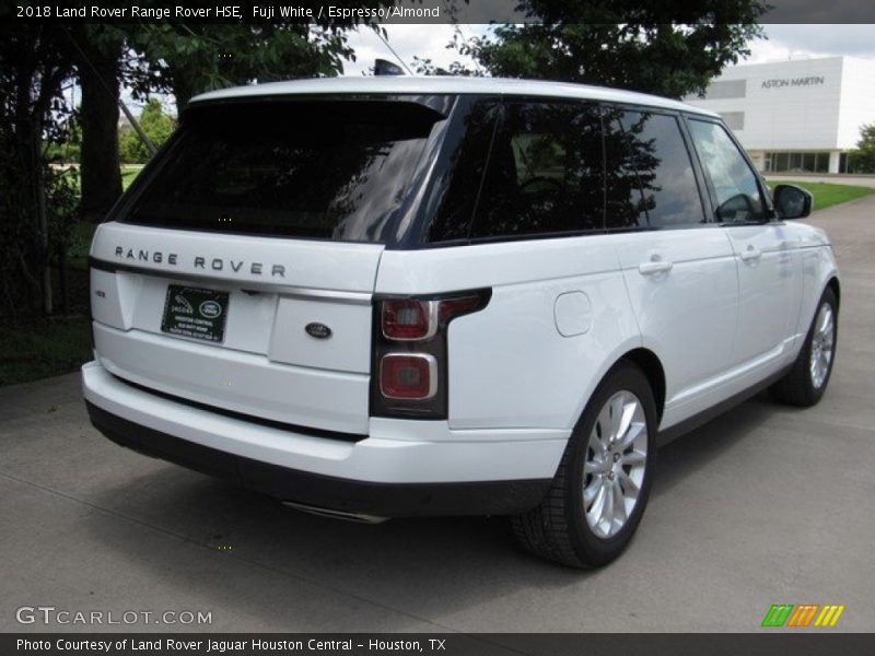 Fuji White / Espresso/Almond 2018 Land Rover Range Rover HSE