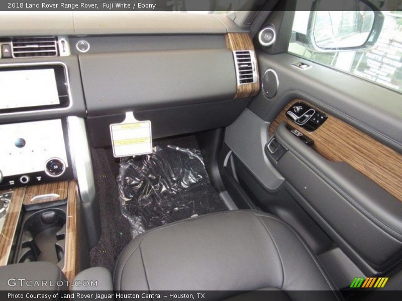 Fuji White / Ebony 2018 Land Rover Range Rover