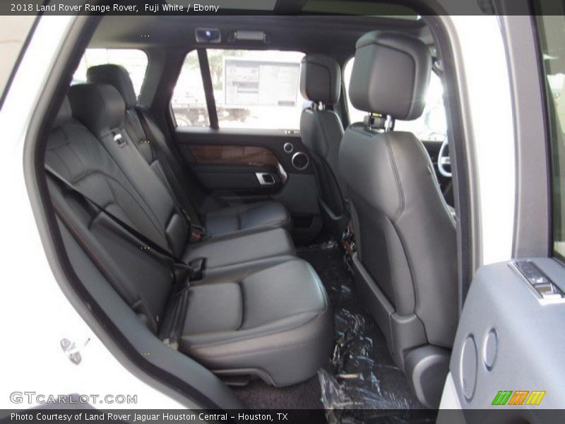 Fuji White / Ebony 2018 Land Rover Range Rover