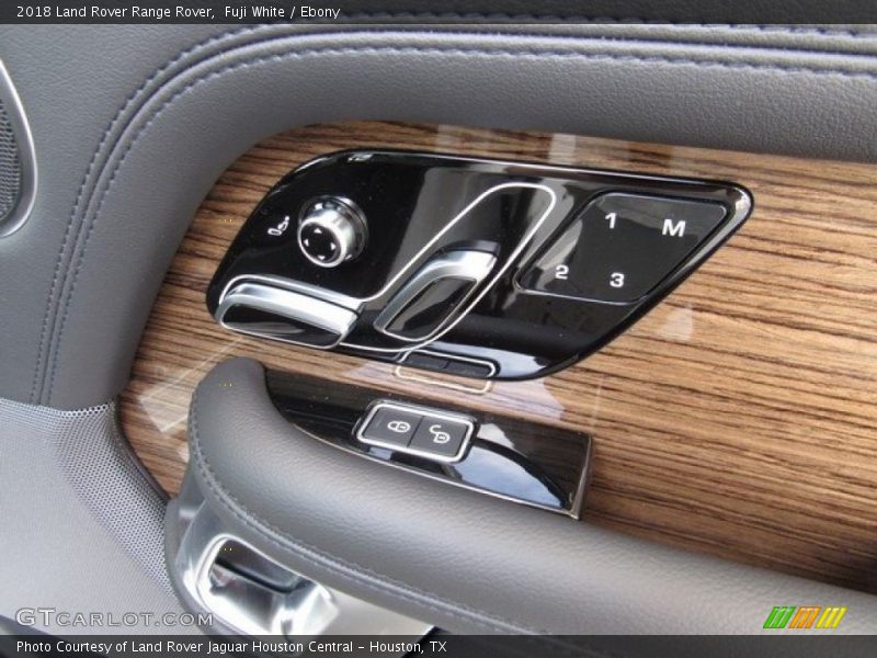 Fuji White / Ebony 2018 Land Rover Range Rover