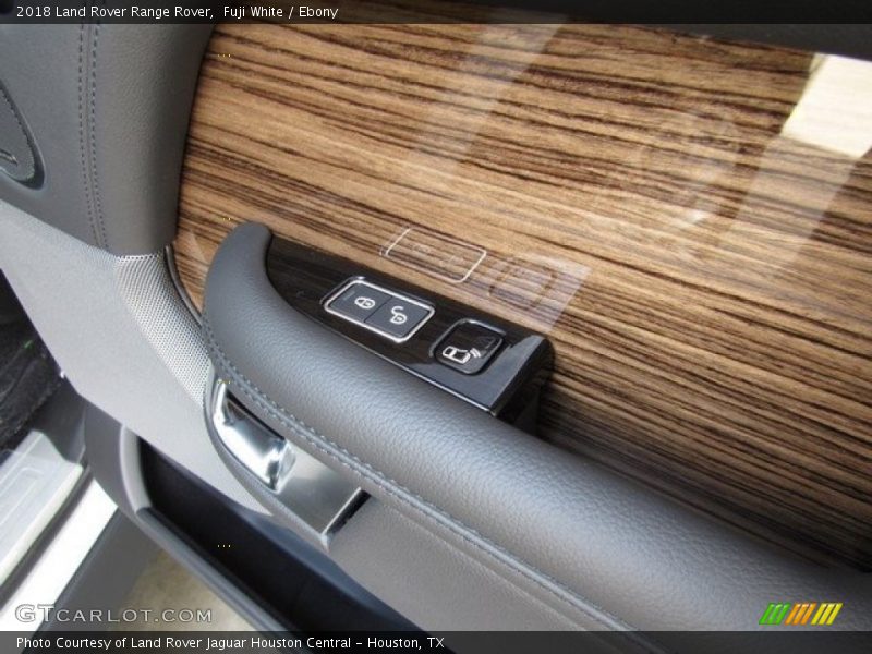 Fuji White / Ebony 2018 Land Rover Range Rover