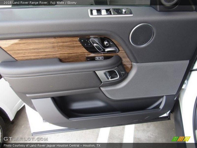 Fuji White / Ebony 2018 Land Rover Range Rover