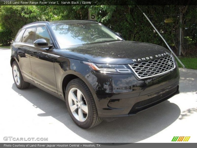 Narvik Black / Ebony 2018 Land Rover Range Rover Velar S