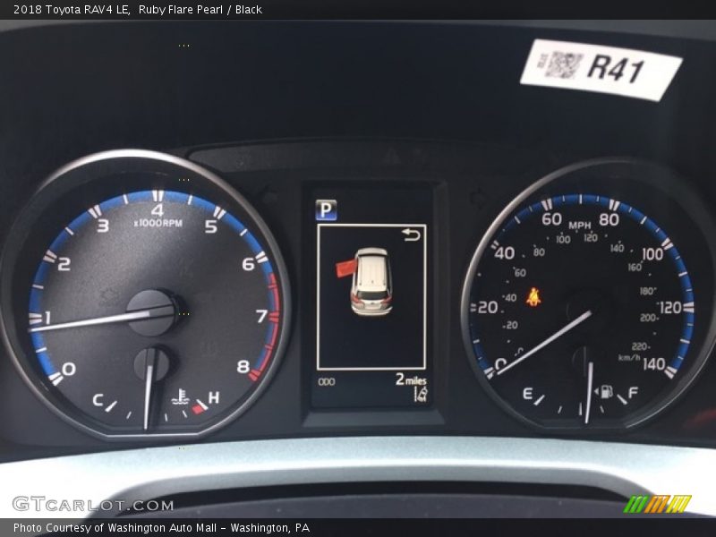 Ruby Flare Pearl / Black 2018 Toyota RAV4 LE