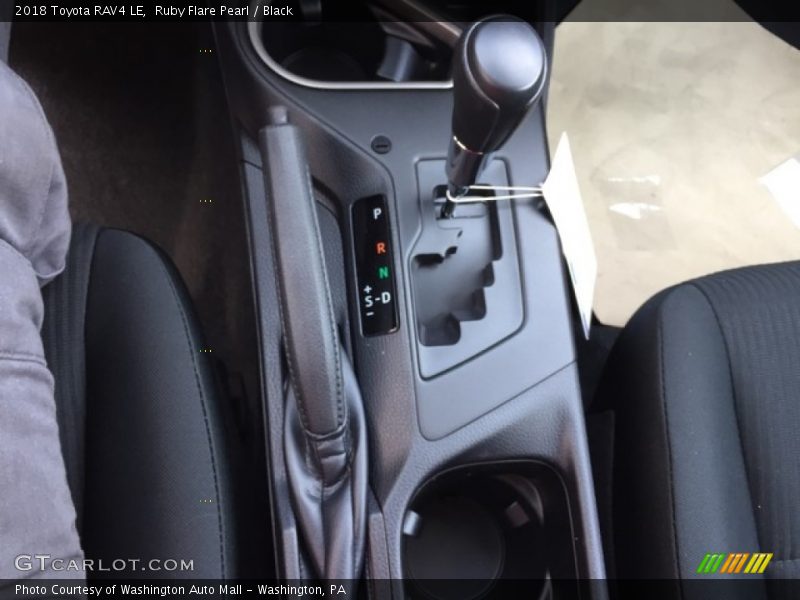 Ruby Flare Pearl / Black 2018 Toyota RAV4 LE