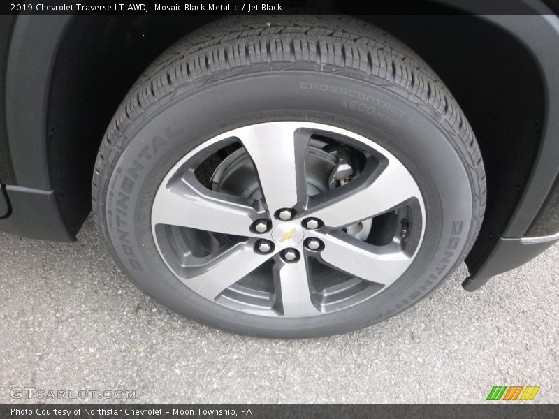 Mosaic Black Metallic / Jet Black 2019 Chevrolet Traverse LT AWD